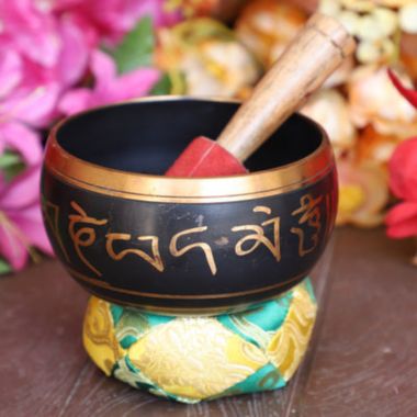 Cottage Handicraft, The Black Coloured Singing Bowl, Small with free Elephant Gift. View a larger version of this product image.