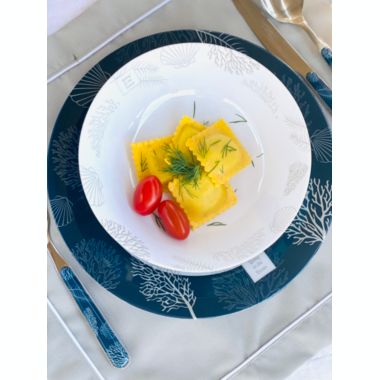 Marine Business Living 17 Piece Melamine Tableware Set & Basket (Service for 4). View a larger version of this product image.