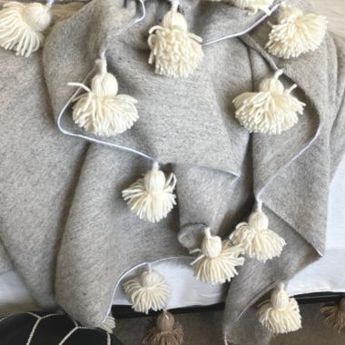 BeldiNest Handwoven Moroccan Wool Blanket Solid Color (white, Grey) 118"x78". View a larger version of this product image.