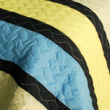 Blancho Bedding Cuckoo's Calling 3PC Vermicelli-Quilted Patchwork Quilt Set (Full/Queen Size). View a larger version of this product image.