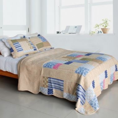 Blancho Bedding Classic Plaids Cotton 3PC Vermicelli-Quilted Patchwork Quilt Set (Full/Queen Size). View a larger version of this product image.