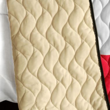 Blancho Bedding Romantic Girl 3PC Vermicelli-Quilted Patchwork Quilt Set (Full/Queen Size). View a larger version of this product image.