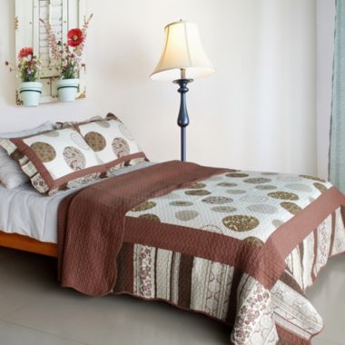Blancho Bedding Modern Circles Cotton 3PC Vermicelli-Quilted Patchwork Quilt Set (Full/Queen Size). View a larger version of this product image.