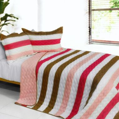 Blancho Bedding Touch of Love 3PC Vermicelli-Quilted Patchwork Quilt Set (Full/Queen Size). View a larger version of this product image.