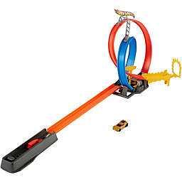 Hot Wheels Energy Track, Includes one Die-Cast Car