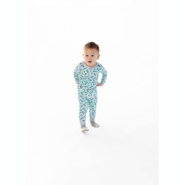 Sleep On It Infant/Toddler Boys Skate On Snug Fit 2-Piece Pajama Sleep Set With Matching Socks. View a larger version of this product image.