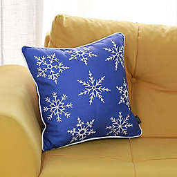 HomeRoots Christmas Snow Flakes Printed Decorative Throw Pillow Cover - 18