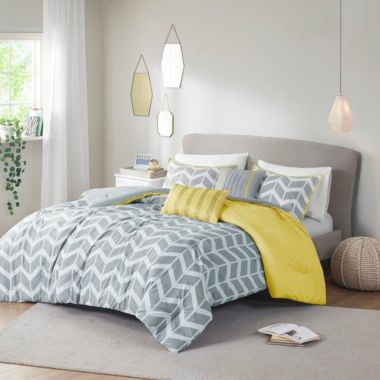 Slickblue Full / Queen size Reversible Comforter Set in Grey White Yellow Chevron Stripe. View a larger version of this product image.