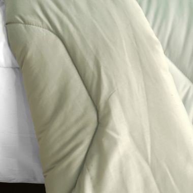 Blancho Bedding So Young Quilted Patchwork Down Alternative Comforter Set (Full/Queen Size). View a larger version of this product image.