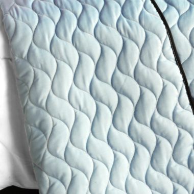 Blancho Bedding Dream Garden Brand New Vermicelli-Quilted Patchwork Quilt Set Full/Queen. View a larger version of this product image.