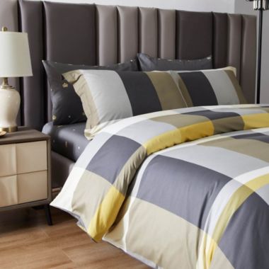 Dolce Mela Home Decorative Duvet Cover Set, Queen Size 6 Piece Cotton Bedding - Pompeii. View a larger version of this product image.