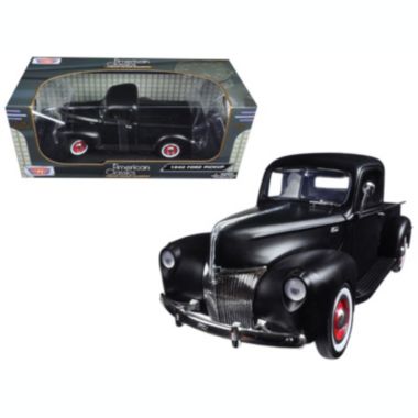Carfaxo 1940 Ford Pickup Matt Black 1/18 Diecast Model Car by Motormax. View a larger version of this product image.