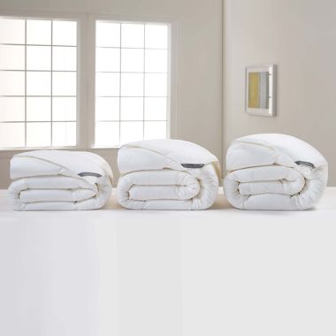 The Threadery&trade; Medium Warmth Down Alternative King Comforter. View a larger version of this product image.